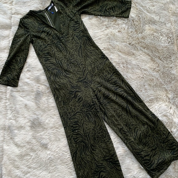 ZARA JUMPER - Picture 1 of 2